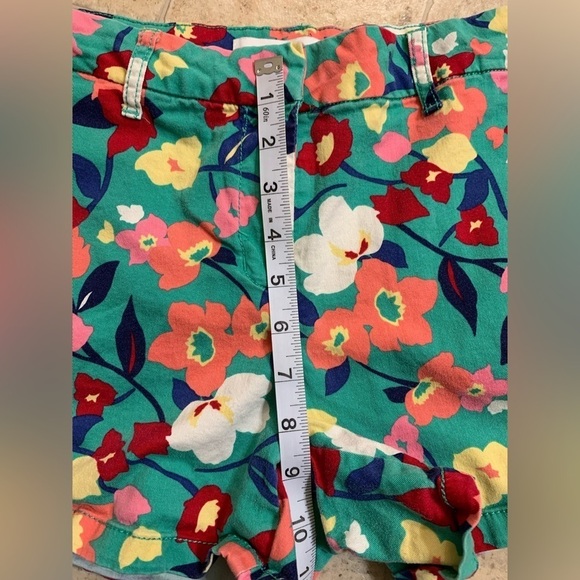 Elle Floral Women's Shorts - Green and Red - Picture 5 of 8